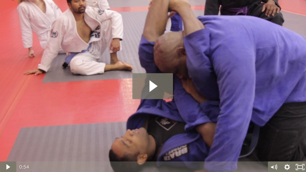 Denilson Pimenta - How to Triangle Choke a Giant - Gi