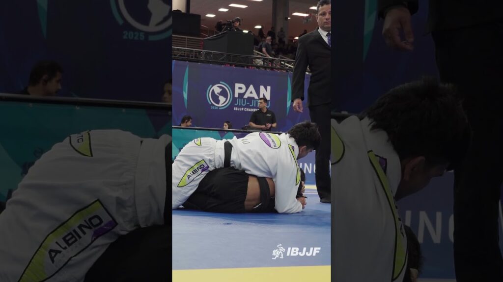 Diego Pato gets the finish and advances to featherweight quarterfinals! #ibjjf #bjj #jiujitsu