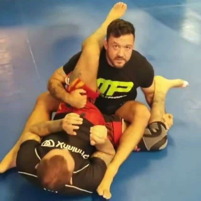 Dominating the deep half guard with @tomdeblass