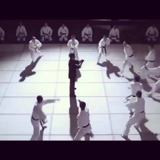 Donnie Yen in Ip Man One of the best scenes!!