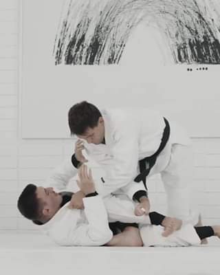 Drilling Cross Step Leg Drag Variations by Rafa Mendes