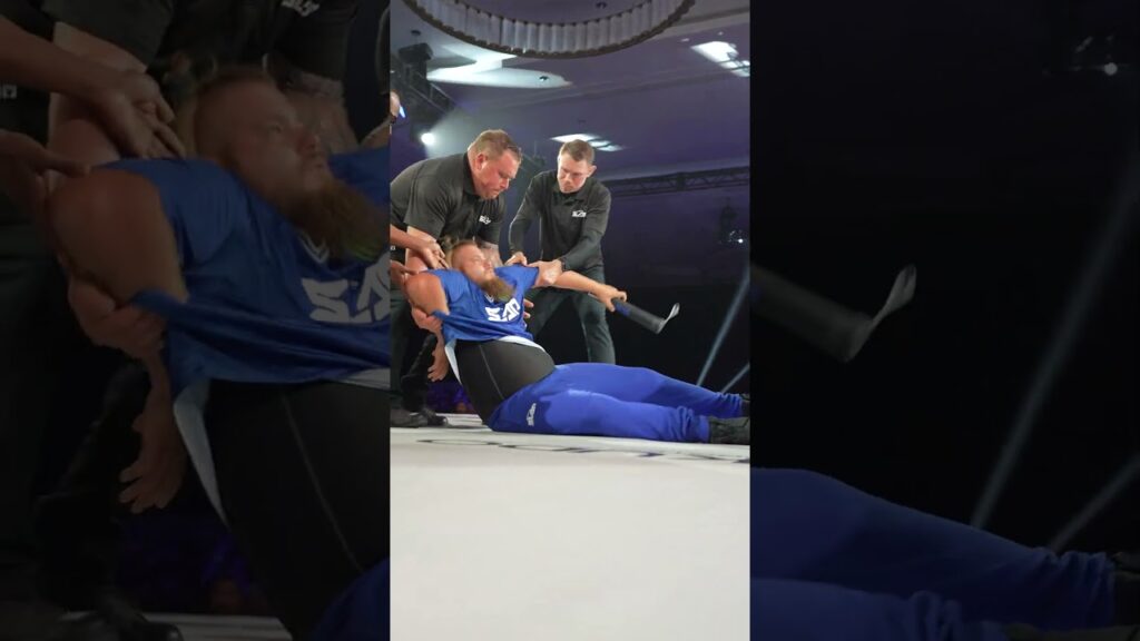 Dumpling has entered the chat 👀 #powerslap8