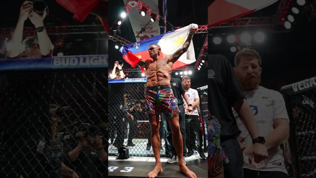 Dustin's final time exiting the Octagon 🫡 #ufc318