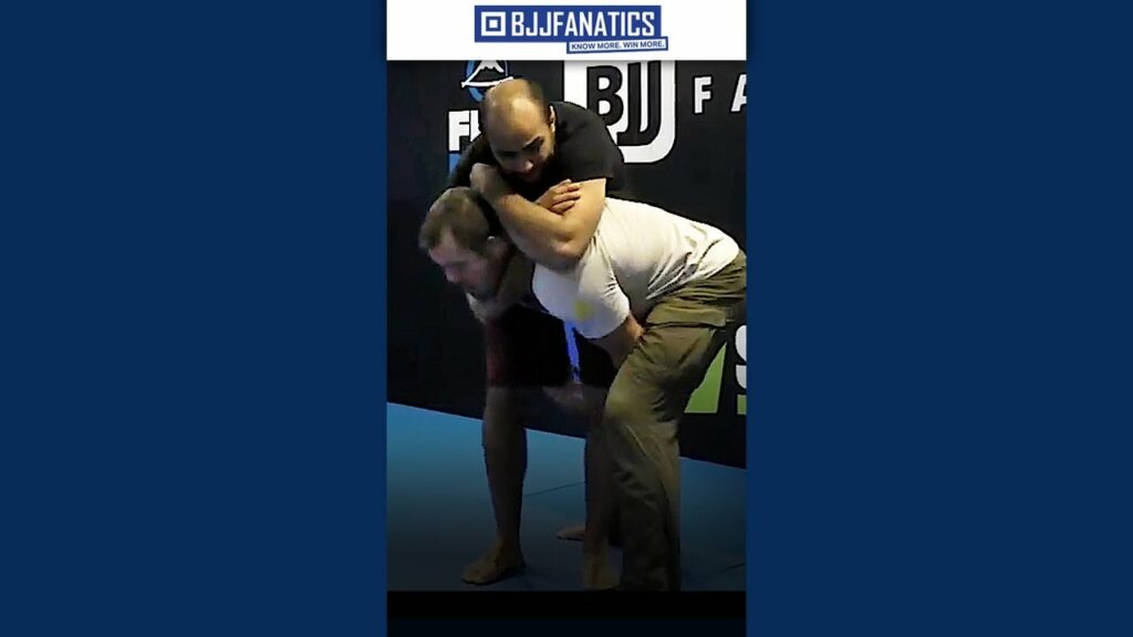 ESCAPE REAR NAKED CHOKE #3 - DEAN LISTER