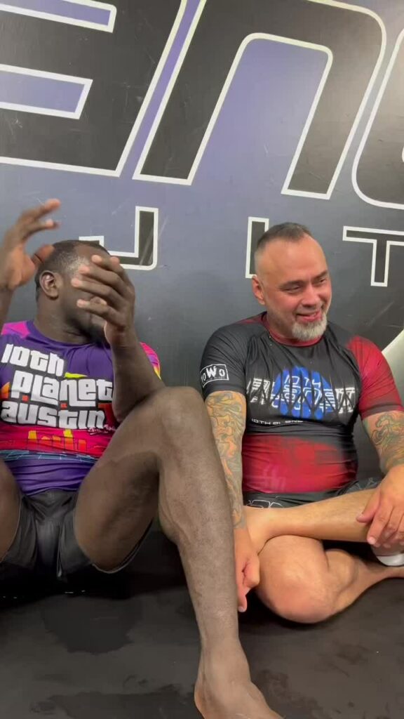 Eddie Bravo on the importance of sweeping to get the guard pass  Whats your int