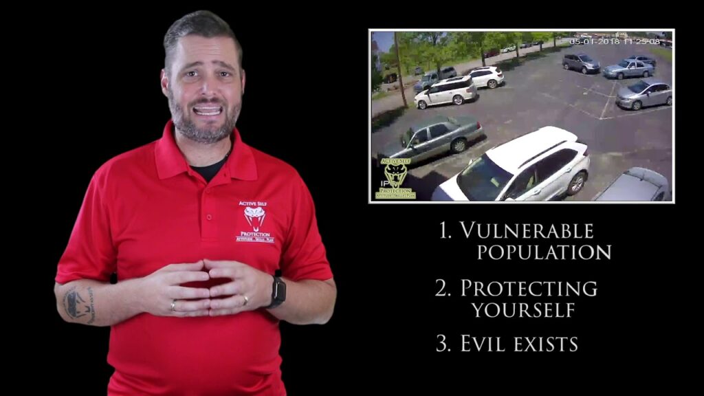 Elderly Woman Targeted For Her Purse | Active Self Protection