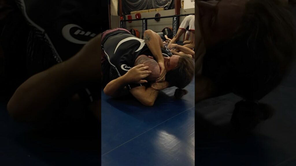 Ezekiel Choke to Punch Choke #bjj #jiujitsu