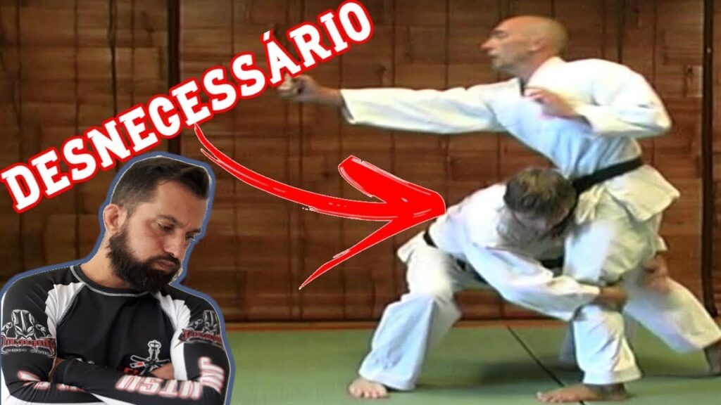 FAIXA PRETA DE KARATE PASSA VERGONHA AO SAIR NA MÃO COM PROFESSOR DE JIUJITSU