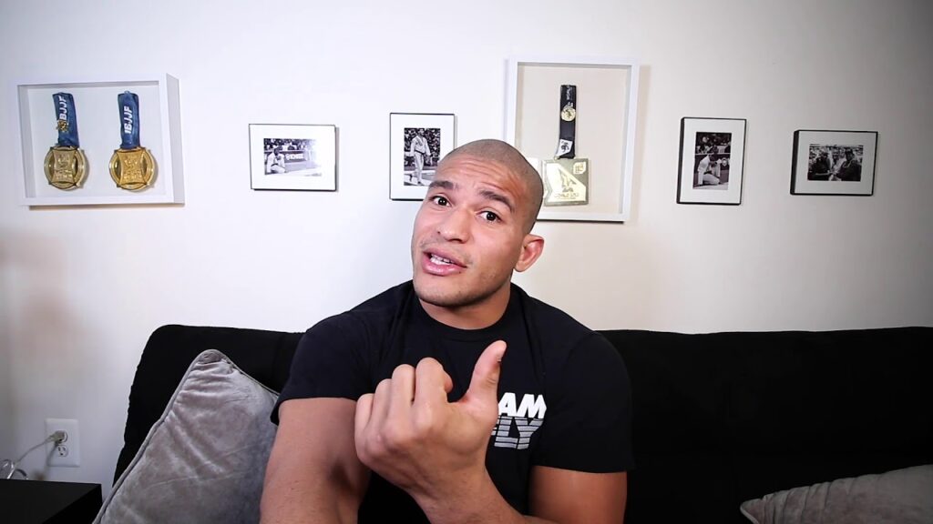 Faixa azul vs Faixa preta