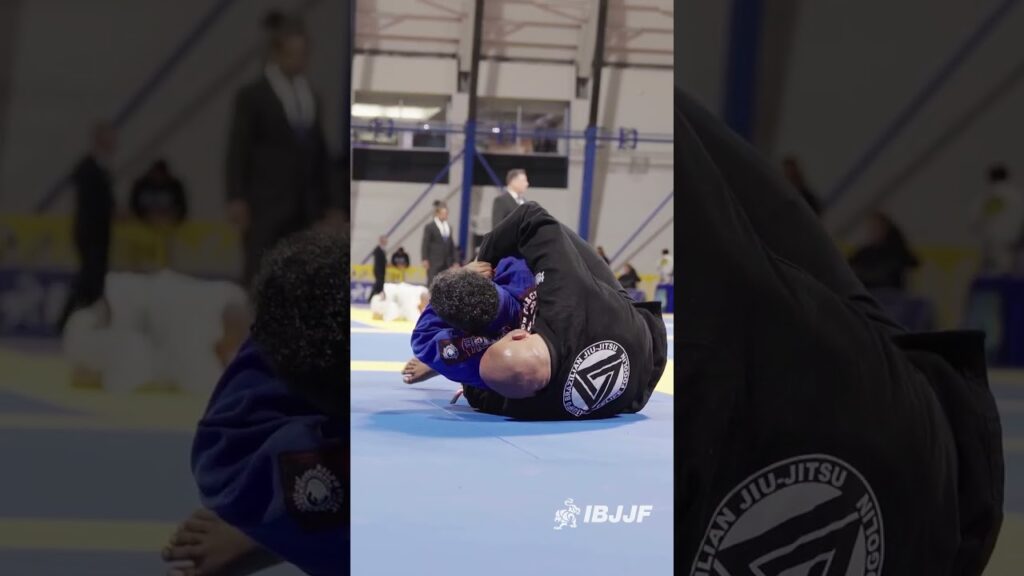 Felipe Fogolin Submitting His Way to Victory