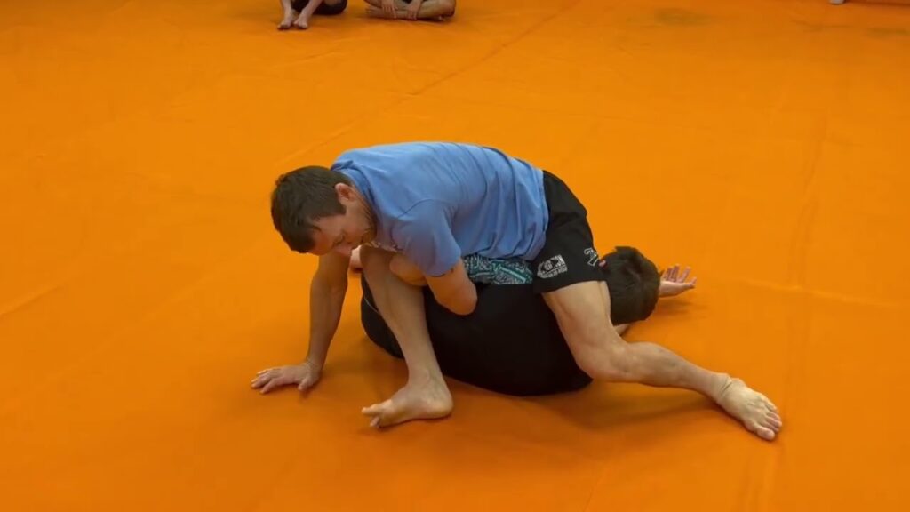 Floating Pass to El Gato with Tarikoplata Submission