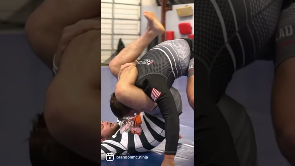 Flying Triangle Choke? #shorts