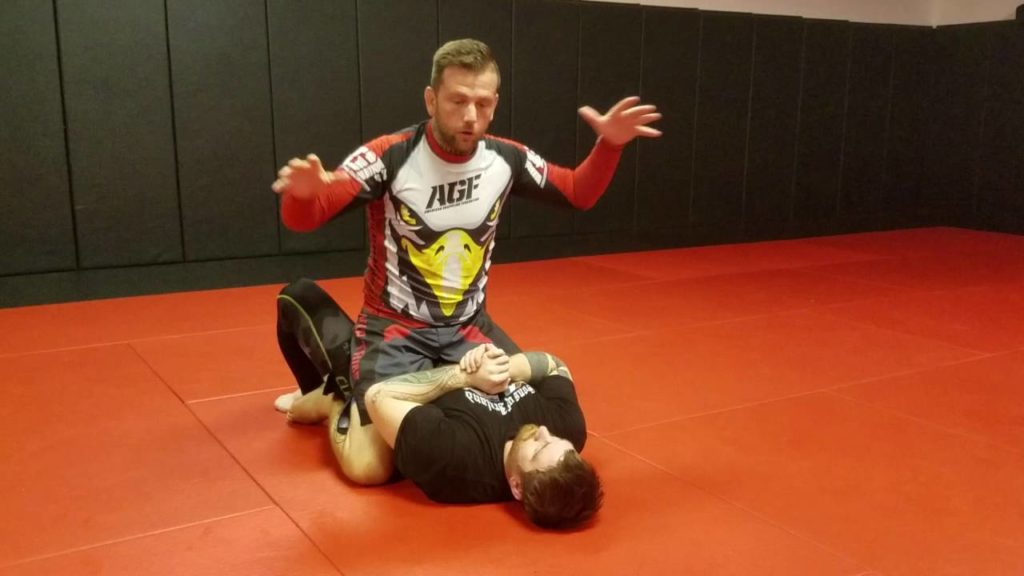 Forcing S Mount Armbar