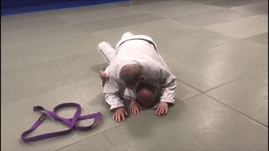 Forcing the Technical Mount | Armlock Finish