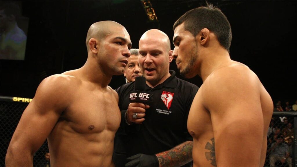 Free Fight: Diego Brandao vs Dennis Bermudez | TUF 14 Finale, 2011