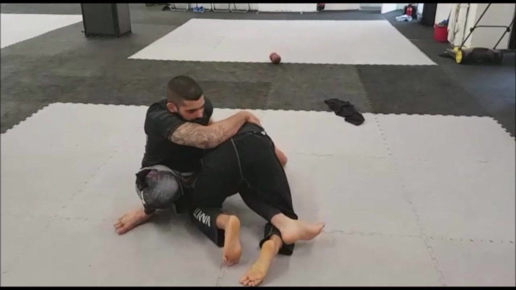 Garami Leglock from Top Turtle Position by @abelbjj