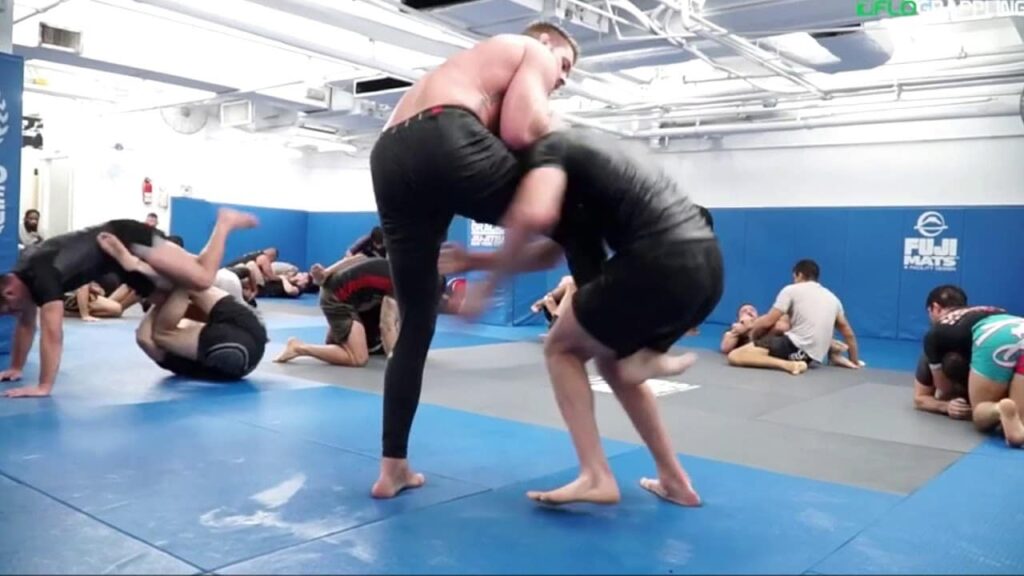 Gordon Ryan Rolls With Roberto Jimenez