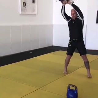 Great kettlebell workout for grapplers by Xande Ribeiro!