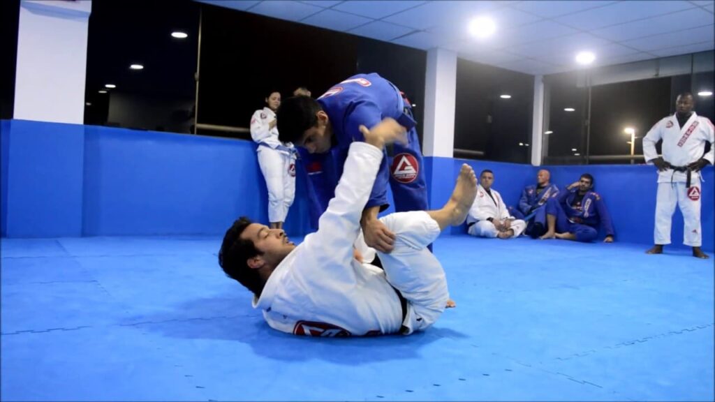 Gregor Gracie ensina três ataques da guarda aberta no Jiu-Jitsu