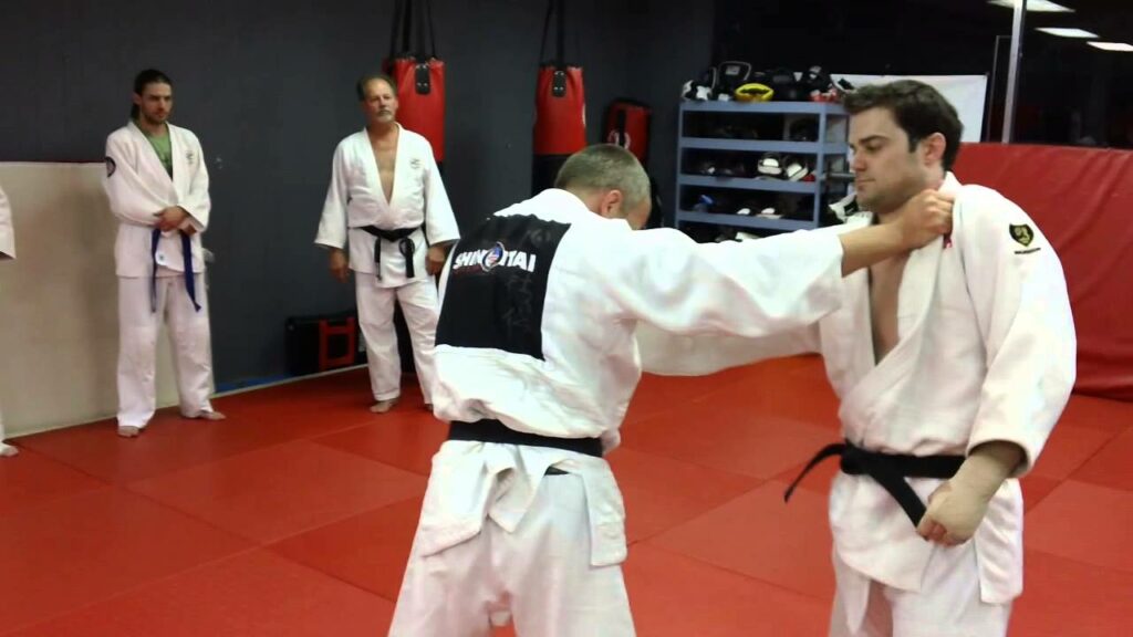 Grip Fighting-Attacking a Stiff Arm