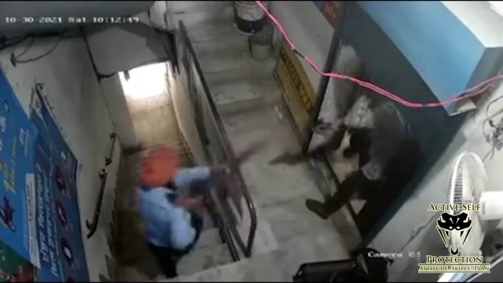 Guard Beats Armed Robbers By Split-Second Difference