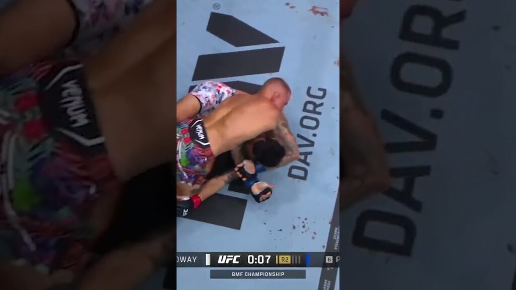 HE JUMPED THE GILLY 🤯 #ufc318