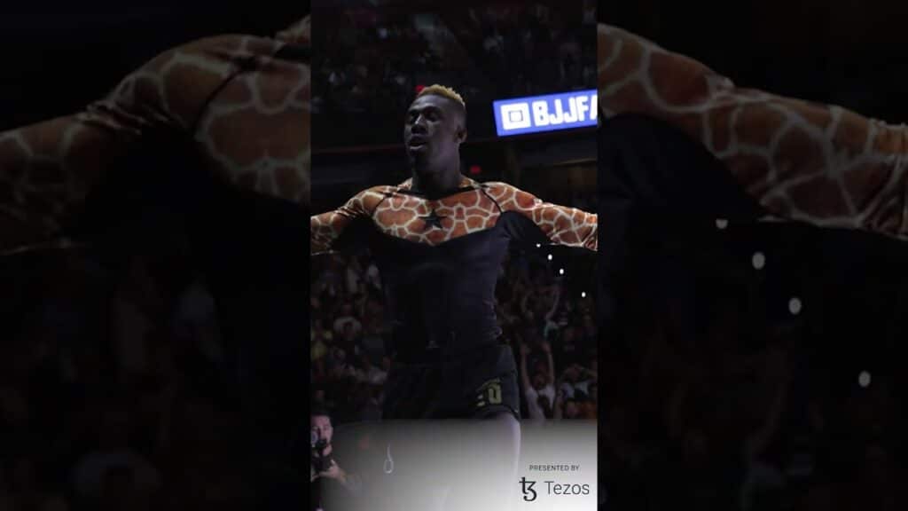 Haisam Rida shocks the world and finishes Cyborg 1 minute and 15 seconds into the match!