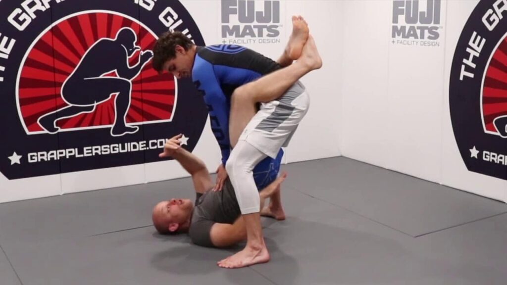 Having Active Hips When You Have Low Legs From Closed Guard by Jason Scully