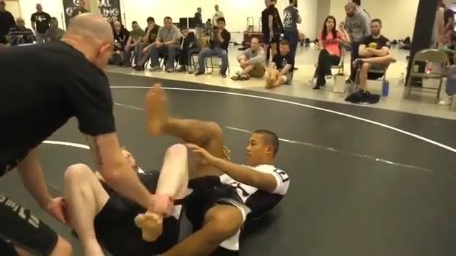 Heelhook with one hand