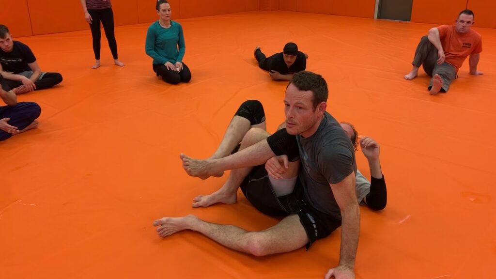 Helicopter Kneebar and Sweep