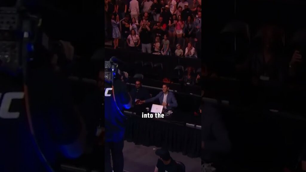 Here comes the cup π€£