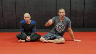 Here is one of my favorite ways to pass the guard of a flexible guard player.
 As...
