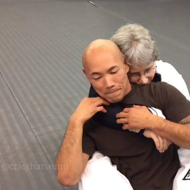How old is the oldest person you know who trains #jiujitsu? Mari demonstrates ho...