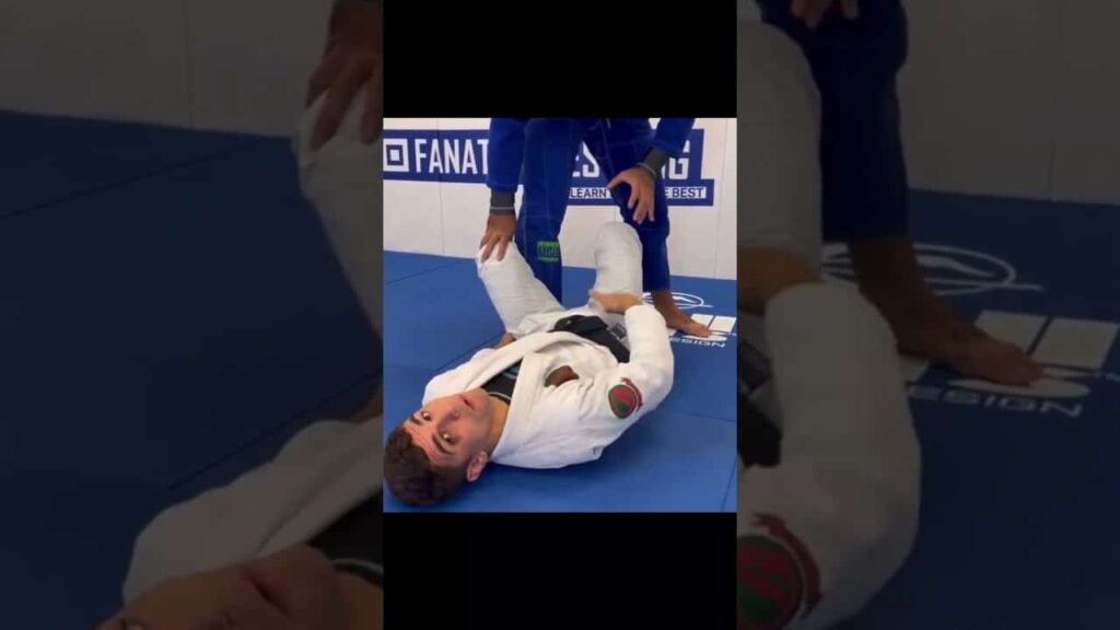 How to Improve your De La Riva Guard by MIKEY MUSUMECI