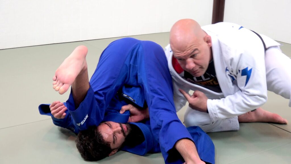 How to Smash Flexible Guard Players