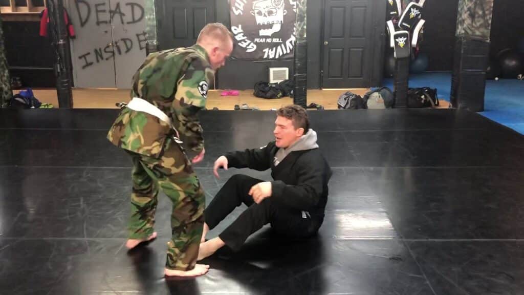 I Quit Jiu-Jitsu Armbar - ZombieProofBJJ(Gi)