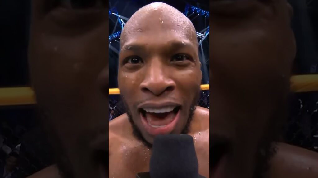 I'M THE CAPTAIN NOW 😳 #ufcsaudiarabia