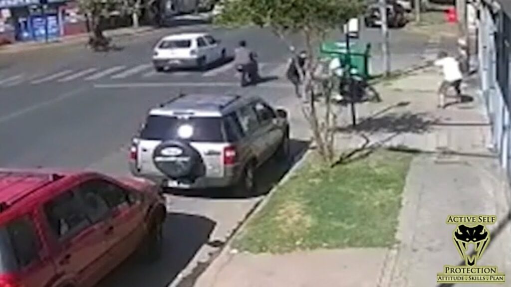 Idiot Robbers Pick The Wrong Dude to Rob