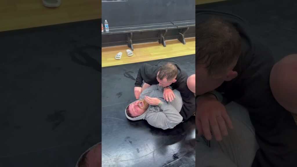 If you can keep your head pinned to the mat you can hit this bottom side wristlock