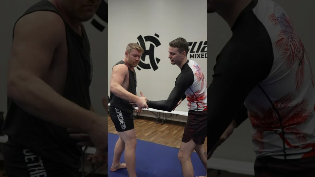 If you control the grips, you control the match (simple grip fighting tip)