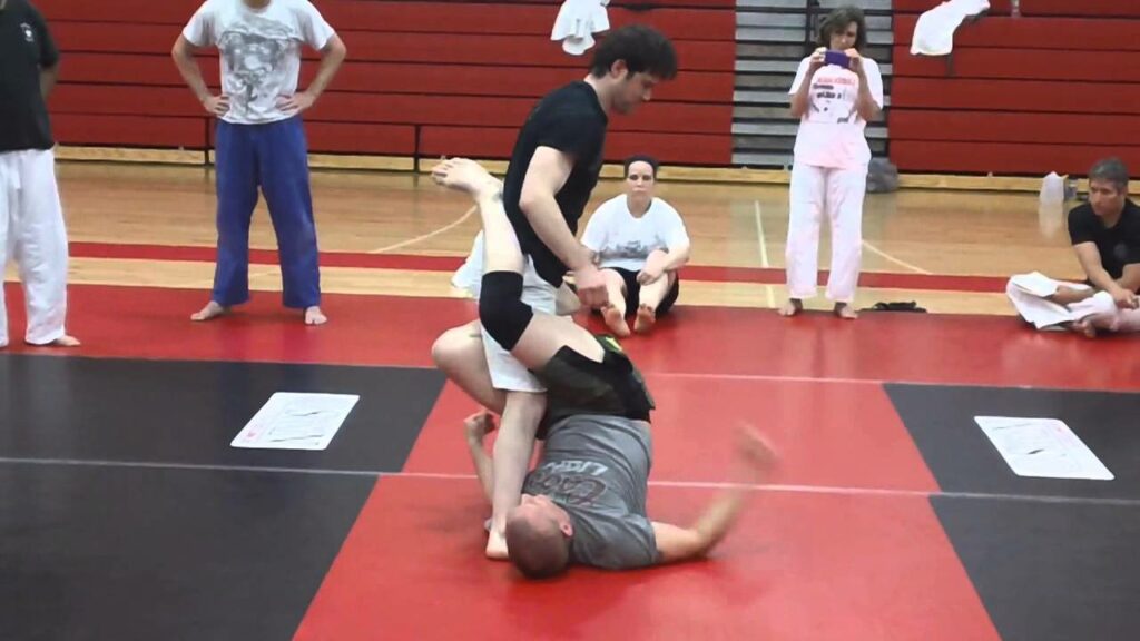 Imanari Rolling Knee Bar