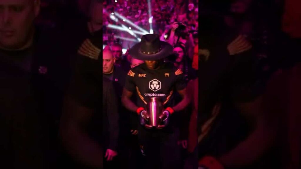 Israel Adesanya Delivered A Walkout For The Ages At UFC 276