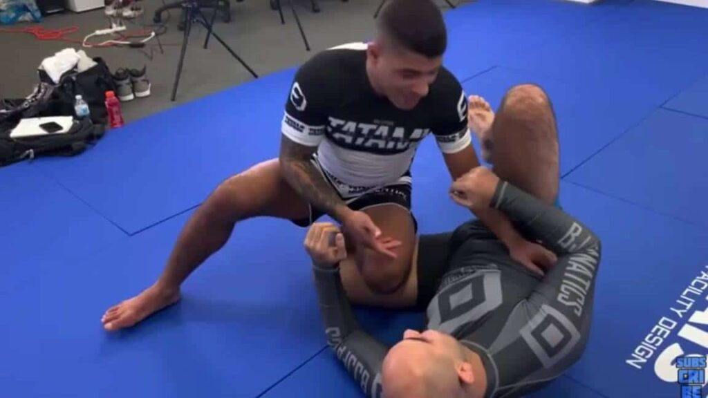 JT Torres No Gi Knee Cut Pass