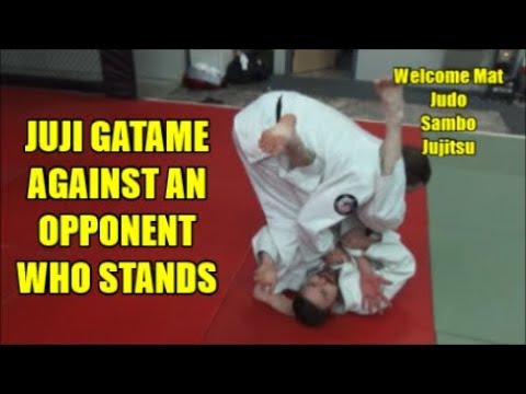 JUJI GATAME AGAINST AN OPPONENT WHO STANDS