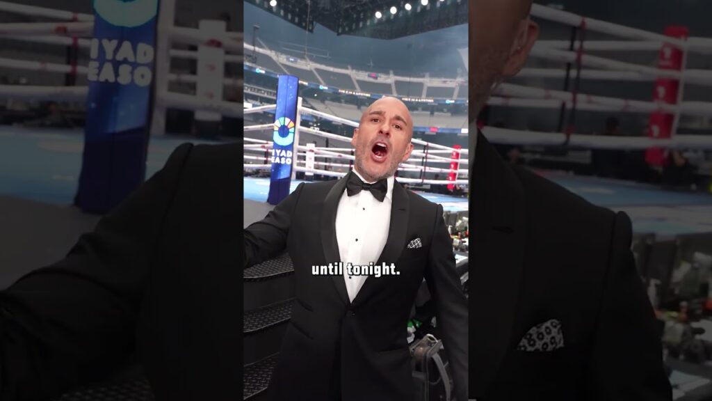 Jon Anik is ready #CaneloCrawford prelims live on YouTube