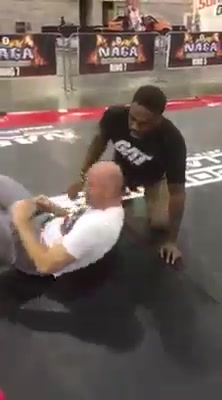 Jon Jones shows a cradle guillotine neck crank shoulder choke