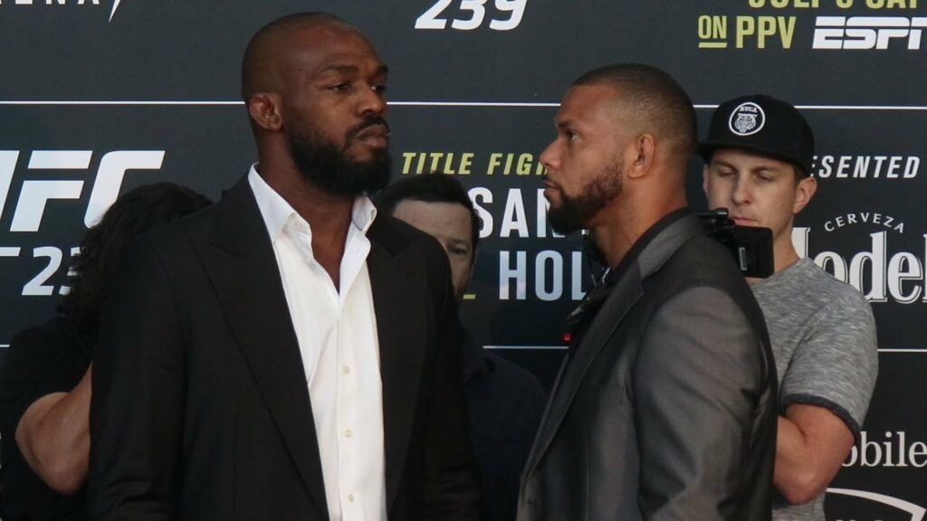 Jon Jones vs. Thiago Santos | UFC 239 Media Day Face Off