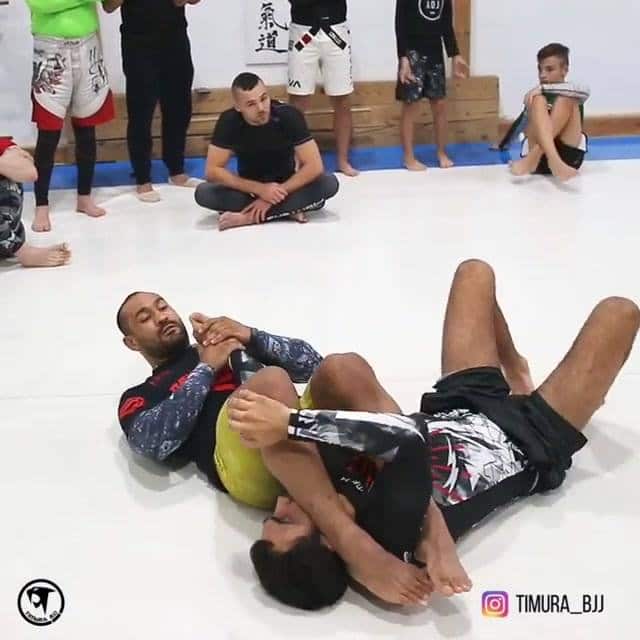 Jumping Armbar by Davi Ramos
