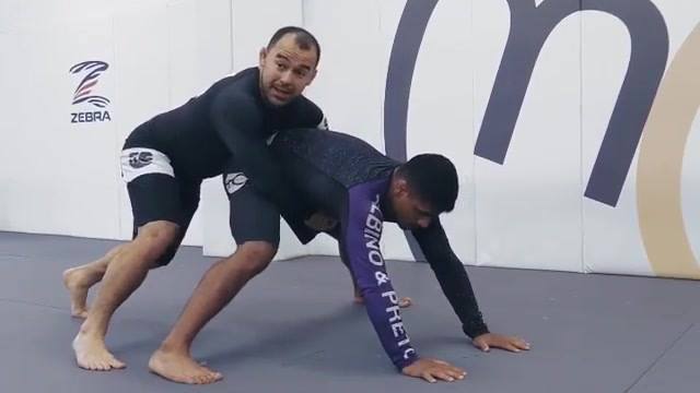Jumping to the back  @marcelogarciajiujitsu