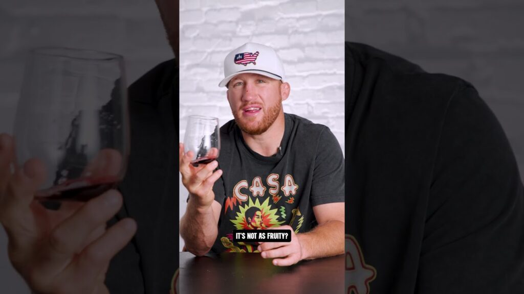 Justin Gaethje is your sommelier 🍷 #ufc